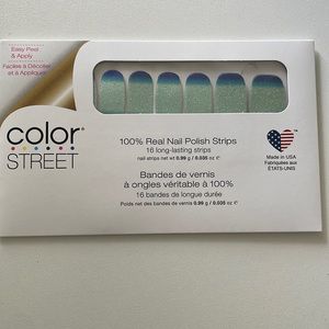 Color Street “Long Time No Sea” nail strips